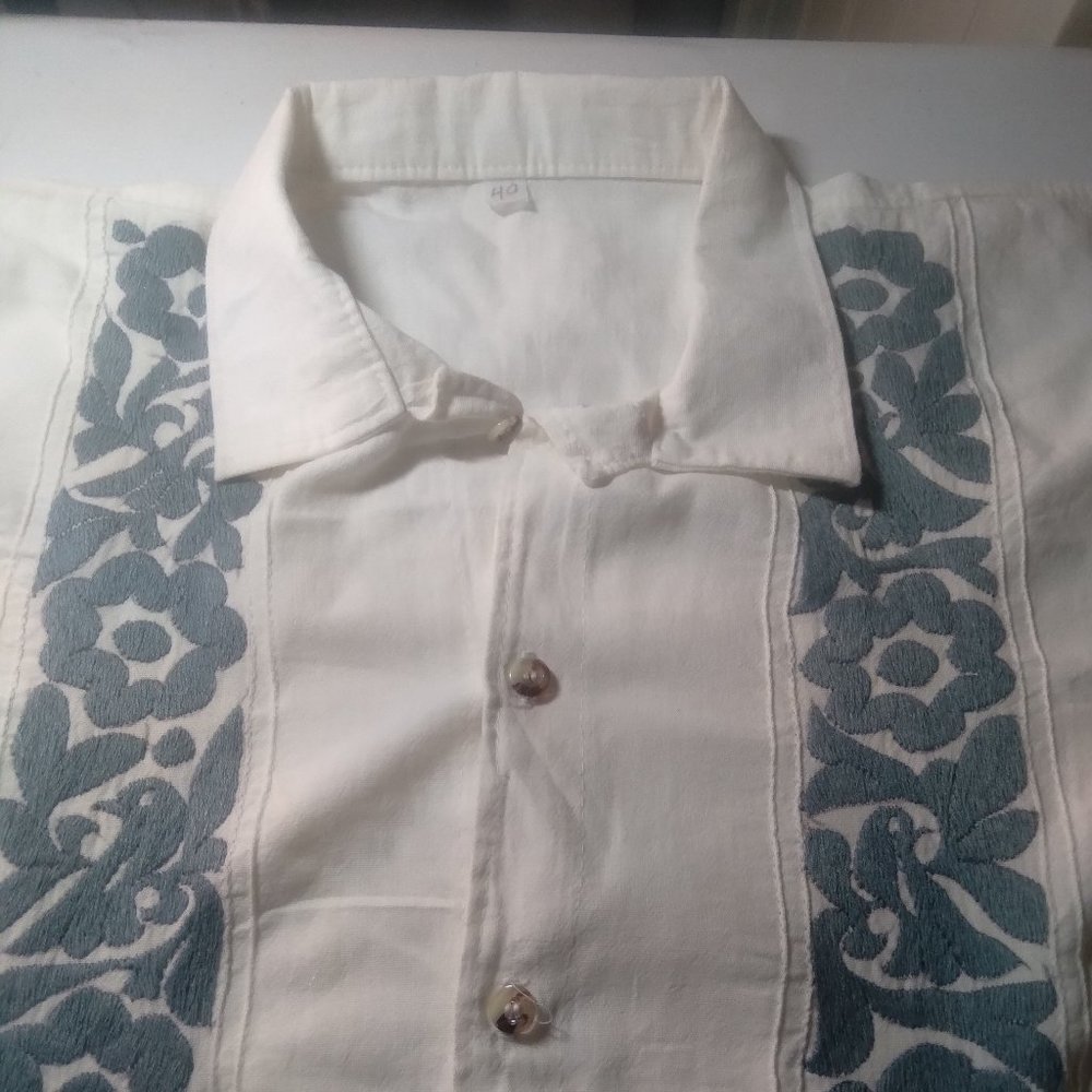 Men's shirt